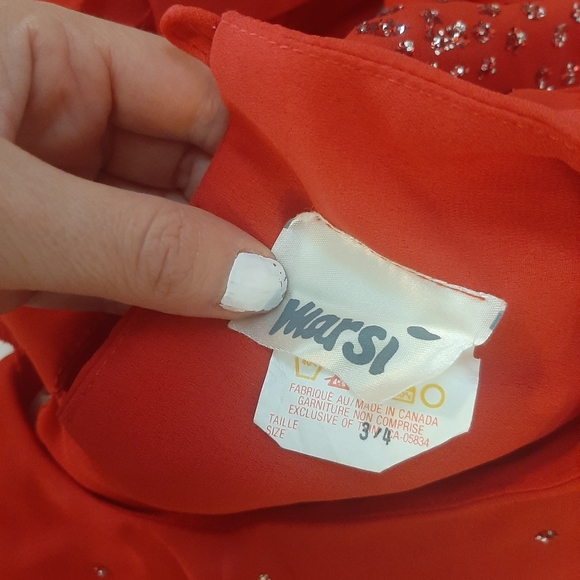 Darling 1970s Vintage/Retro Red Flounce Dress with Silver Sparkle Accent - Picture 3 of 3